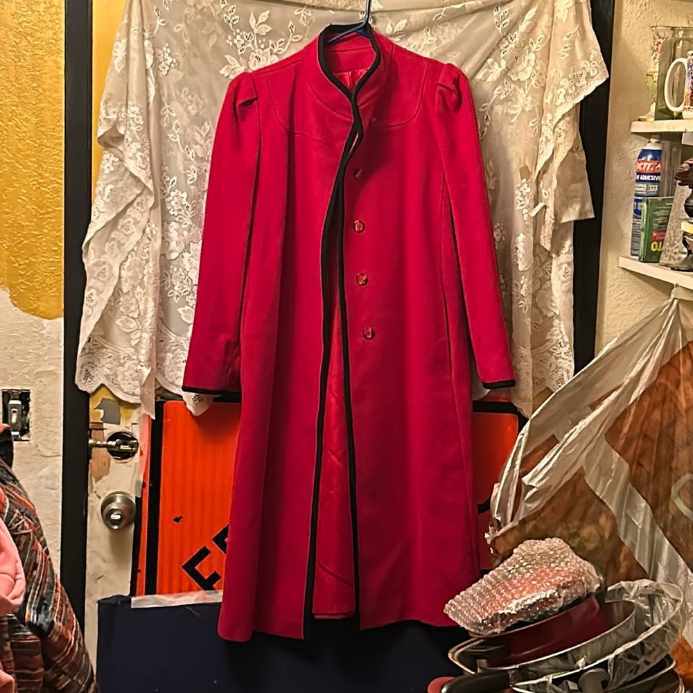 long 100 percent wool red trench coat Jill Jr.